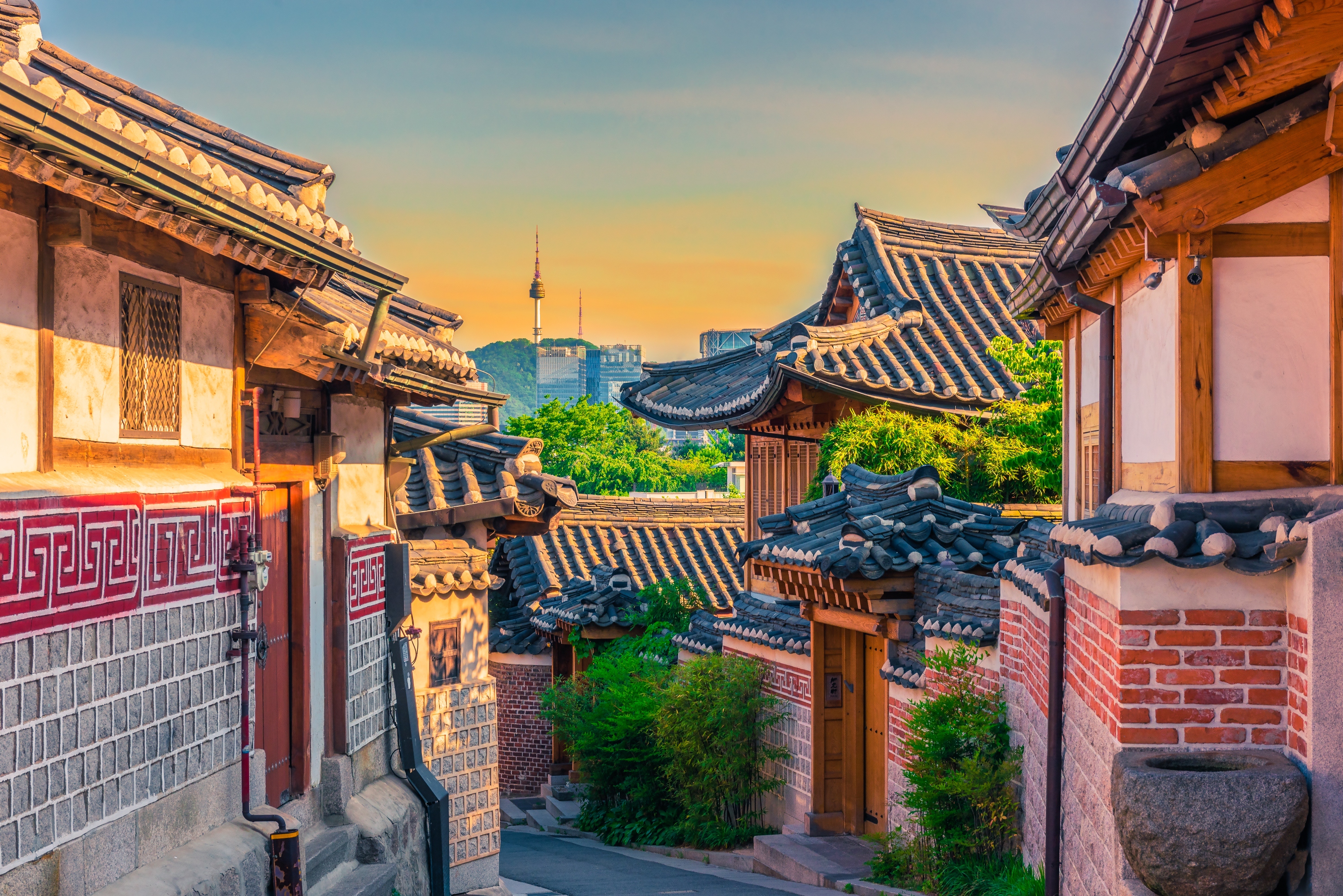 Bukchon Hanok Village travel guidebook –must visit attractions in Seoul – Bukchon Hanok Village nearby recommendation – Trip.com