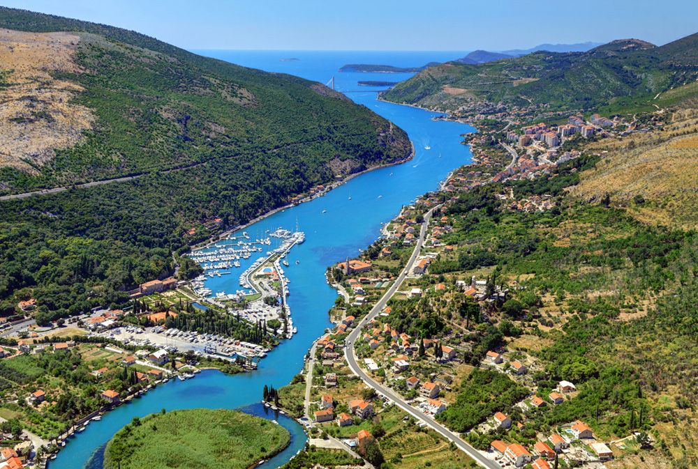 The Ombla River in Dubrovnik is one of the shortest in the world and the source of drinking water for the city | Croatia hotels, Villa dubrovnik, Dubrovnik