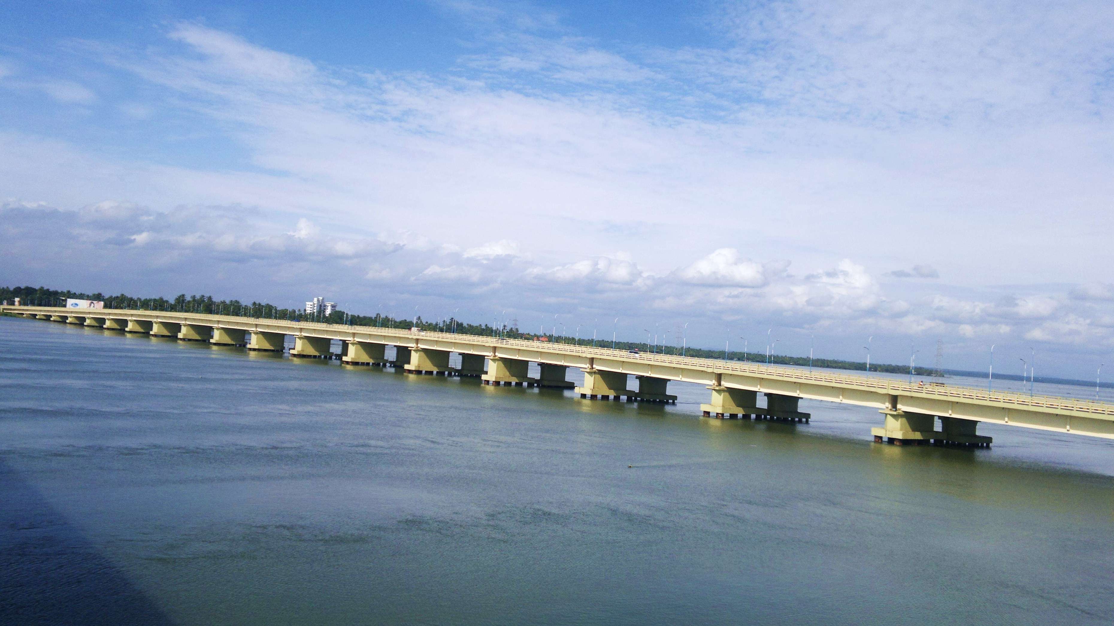 Soon, tourists can enjoy Kochi's scenic backwaters from India's longest rail bridge | Times of India Travel