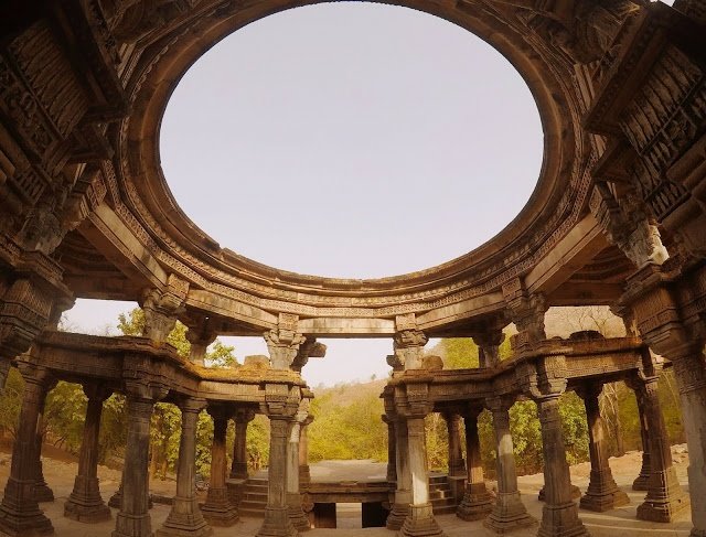 agamshastra on Twitter: "Lost Jain temples of Abhapuri The centuries old Jain temples in beautiful polo forest,abhapuri , Gujarat had a glories past but now lies in shambles ,This ancient city of