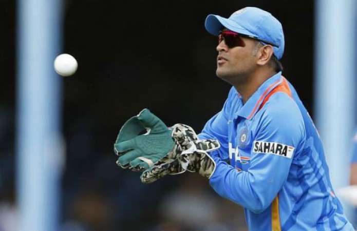 MS Dhoni