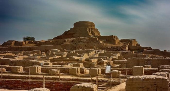 Indus Valley Civilisation: Facts, Town Planning, Religion, Language, Technology, Arts & Crafts, Decline