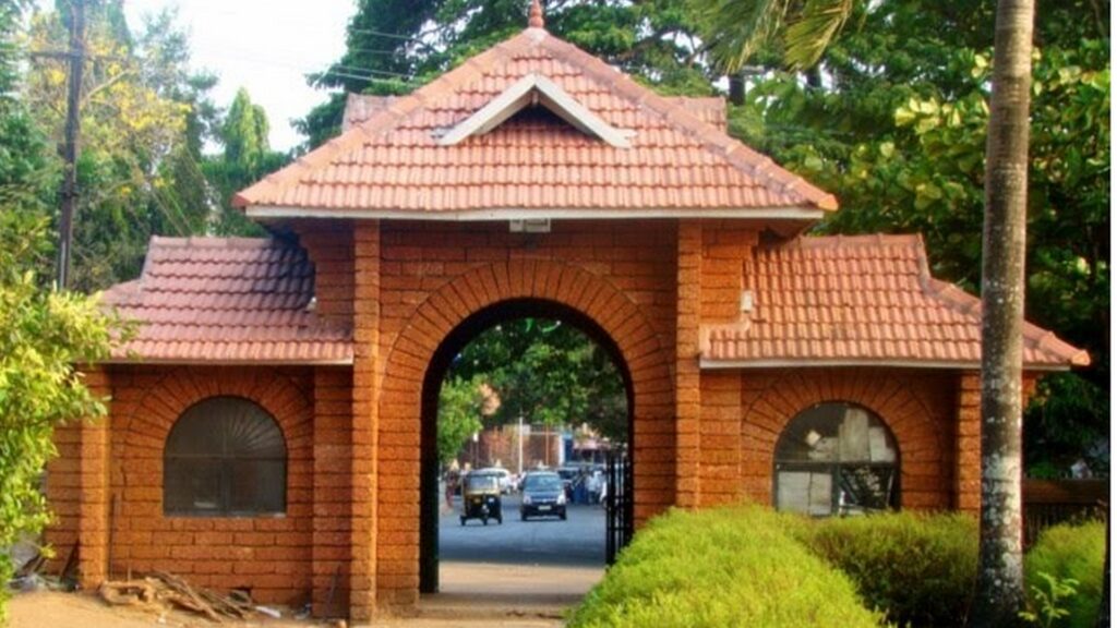 mananchira-square-kozhikode.