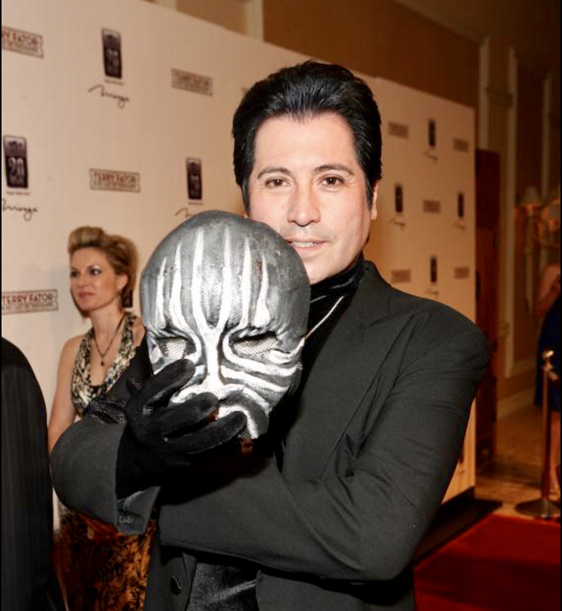 Val Valentino (Masked Magician) - Most Popular Magicians in the World 