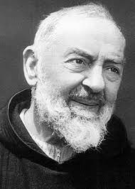 Padre Pio (St Pio of Pietrelcina) (1887 - 1968) - Astonishing Miracle