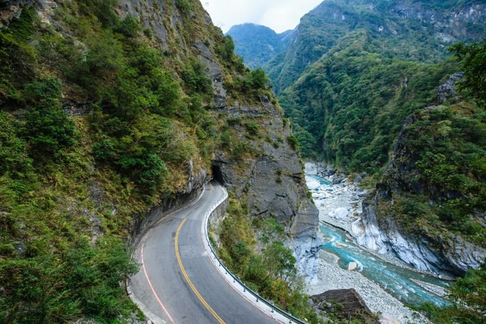Taroko Gorge Road, Taiwan - Most Dangerous Roads 