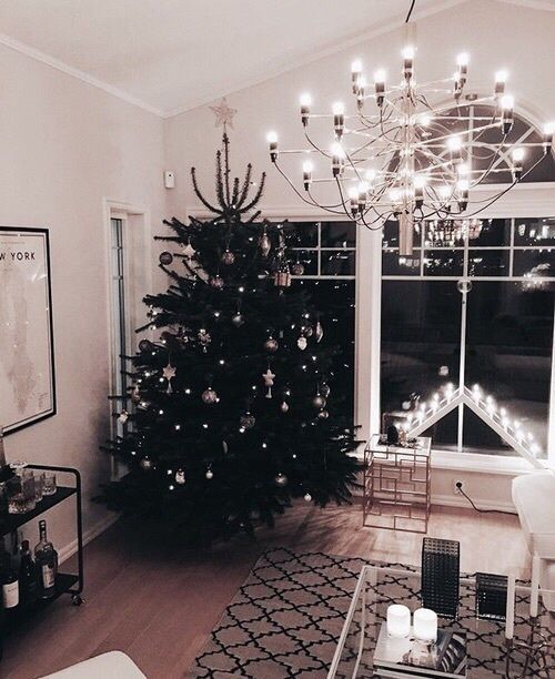 Black Farmhouse Kitchen Decor -Black Christmas Tree Ideas