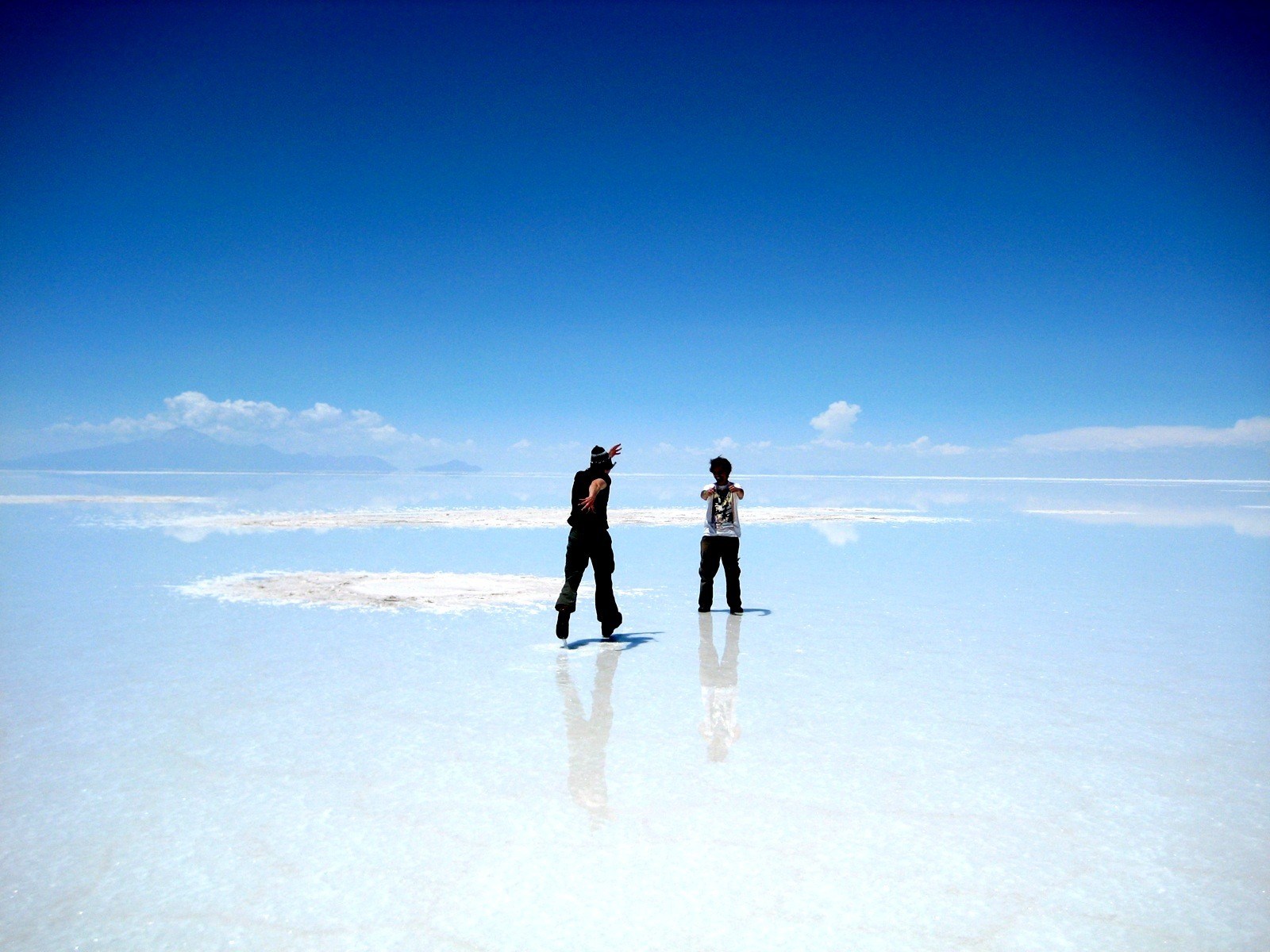 BIGGEST SALT FLATS (SALAR DE UYUNI)-Biggest Things in the World