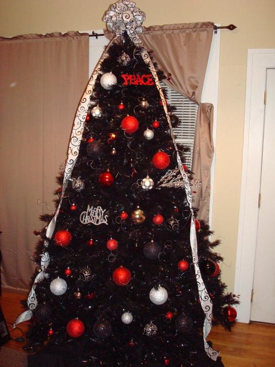 Tuxedo Black Christmas Tree-Black Christmas Tree Ideas