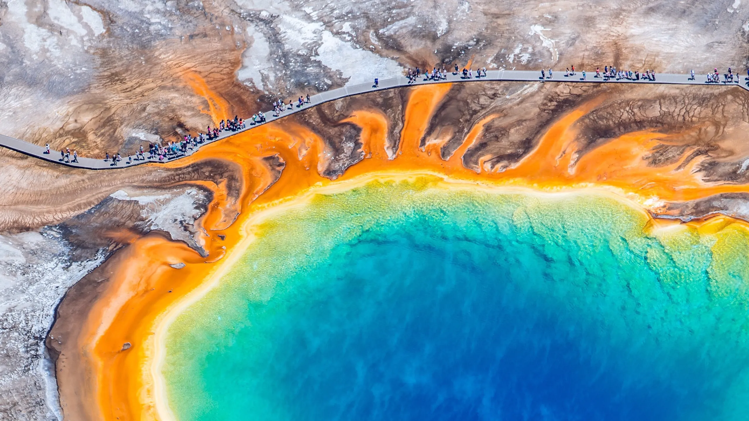 Yellowstone-Best Places to Visit in America