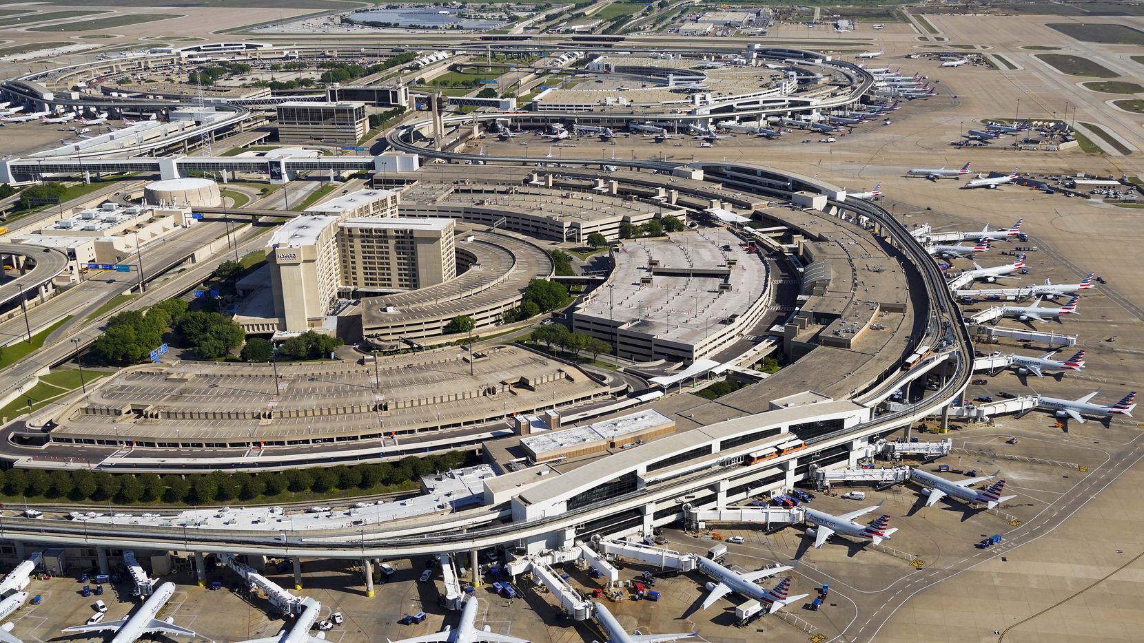 Dallas/Fort Worth International Airport (DFW) - 69.63 Km2-Biggest Airports In World