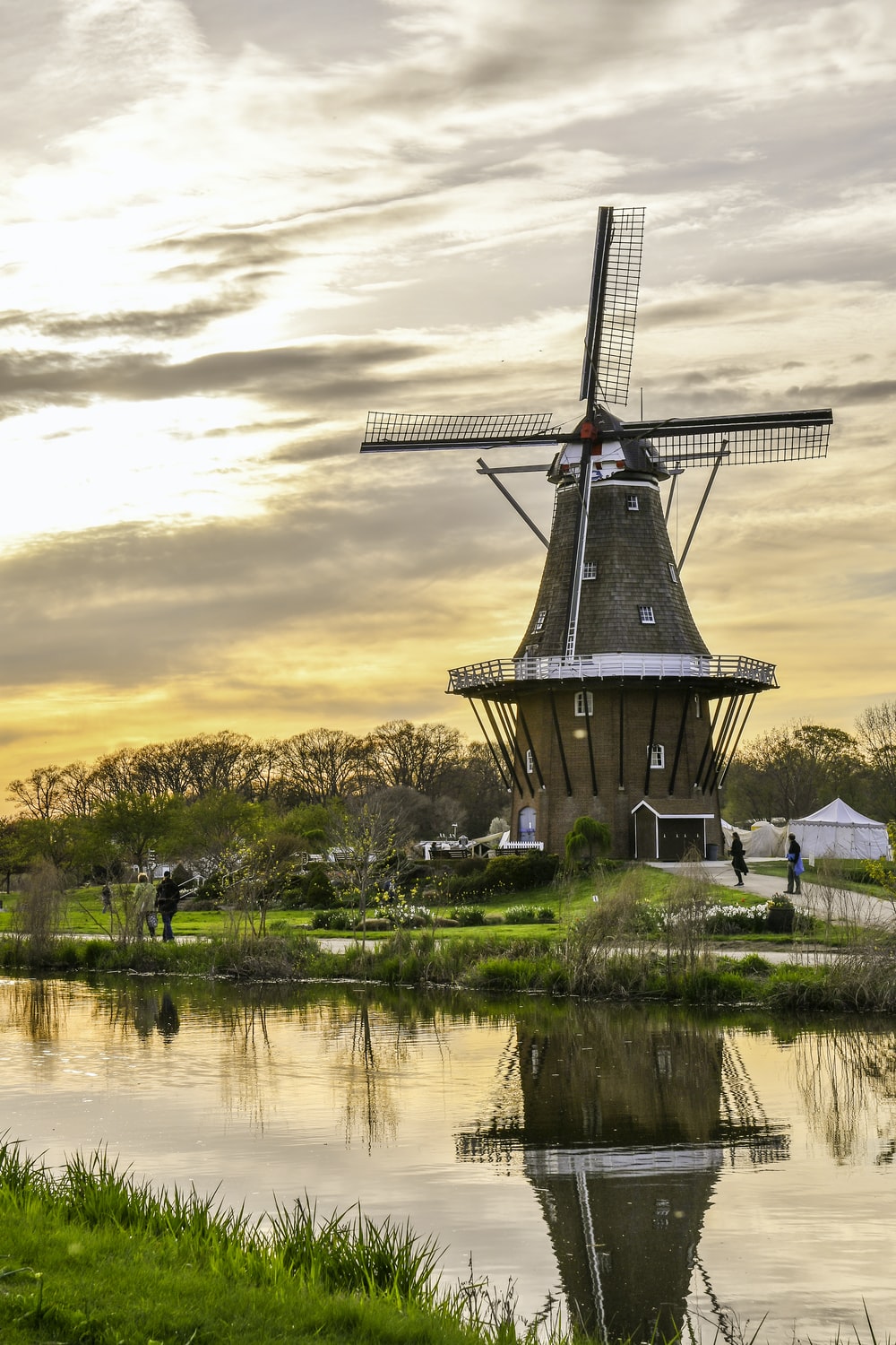 Dutch Windmills - Best Tourist Attractions in Netherlands