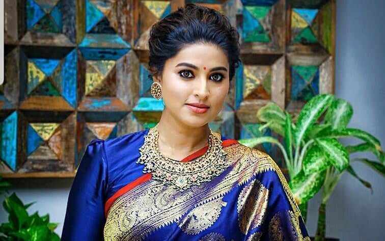 Sneha-Most Beautiful & Tamil Hot Actress