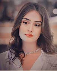 Esra Bilgiç-Most Beautiful & Hottest Turkish Women