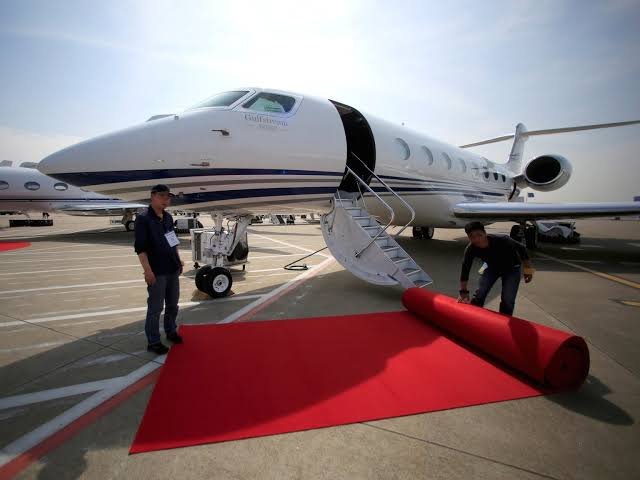 A personal luxury plane worth $65 million (₹476 crore).-Super Expensive Things Owned by Jeff Bezos