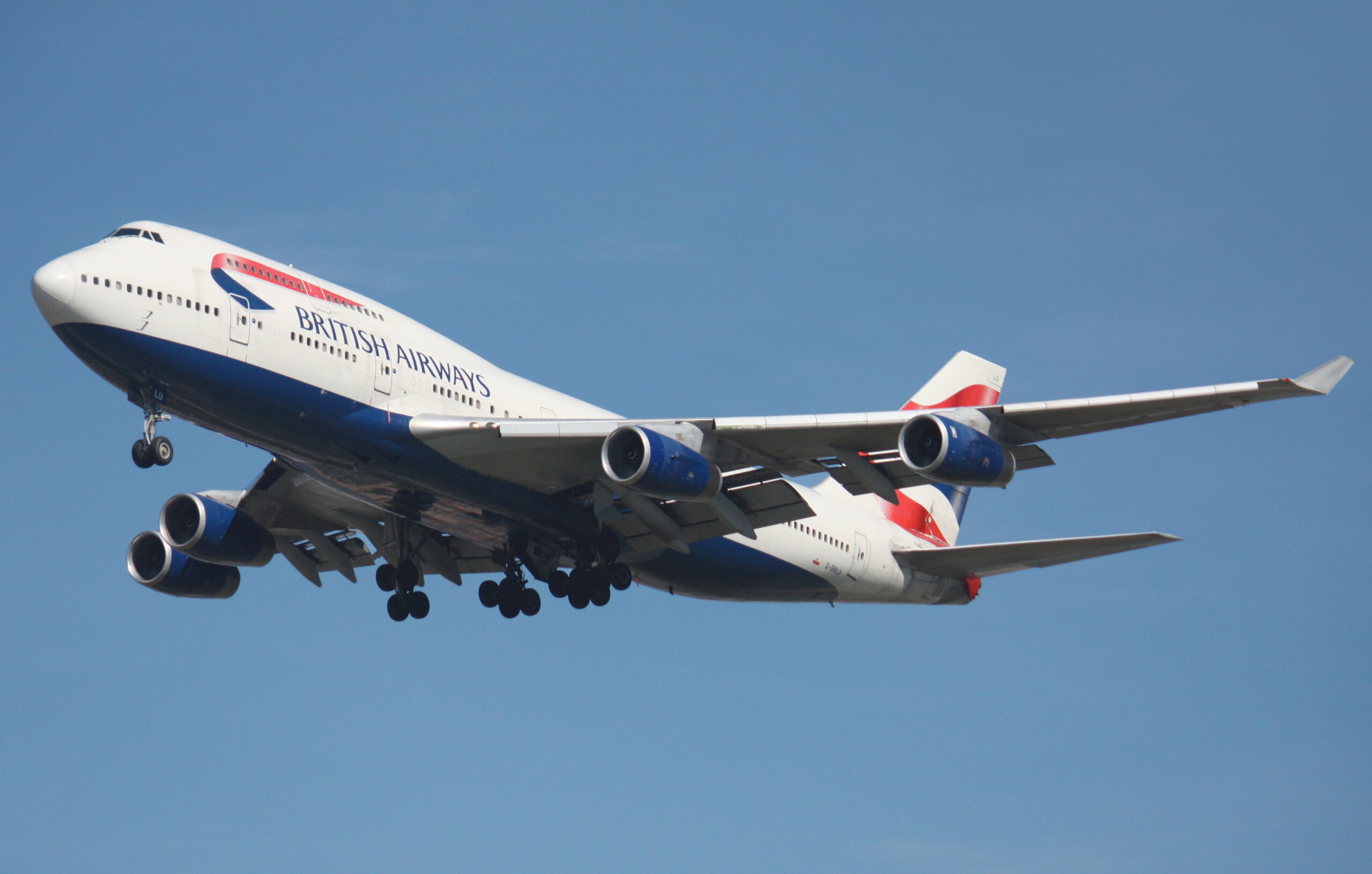 Biggest Passenger Planes in the World-Boeing 747-400