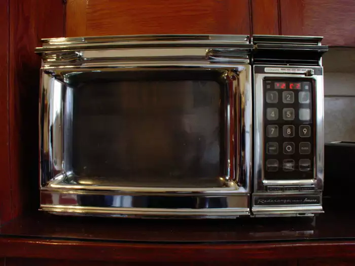 accidental discoveries that changed the world-The Microwave