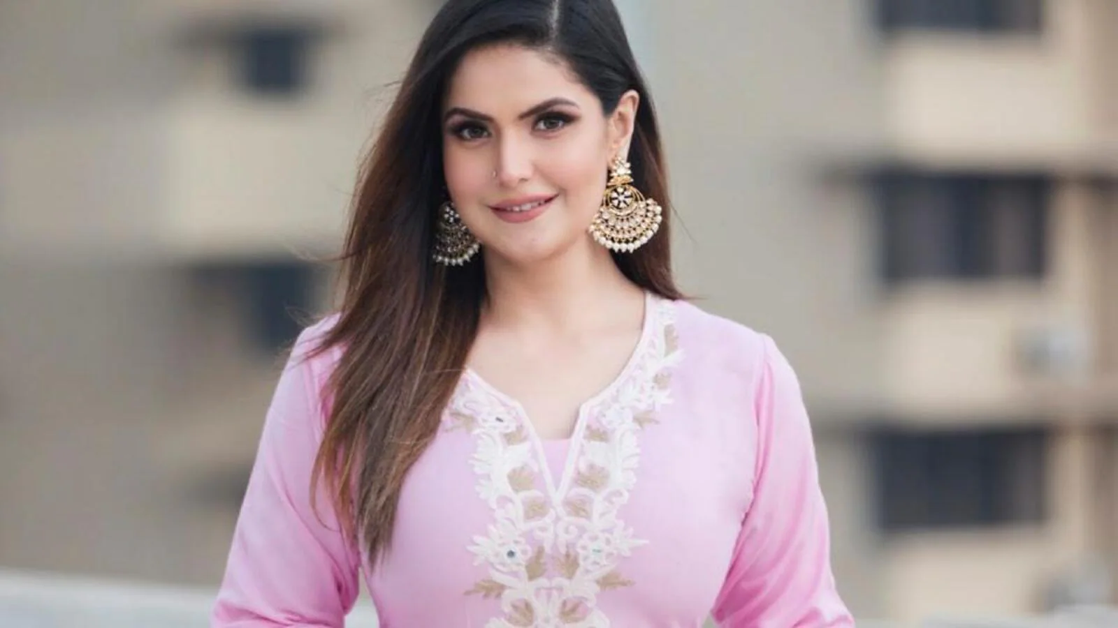 Most Beautiful Muslim Women in the World-Zarine Khan