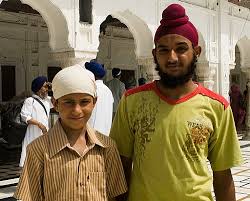 Differences Between ISLAM and SIKHISM-Directing Scripture