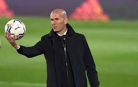 Best Muslim Athletes Who Pray To Allah-Zinedine Zidane