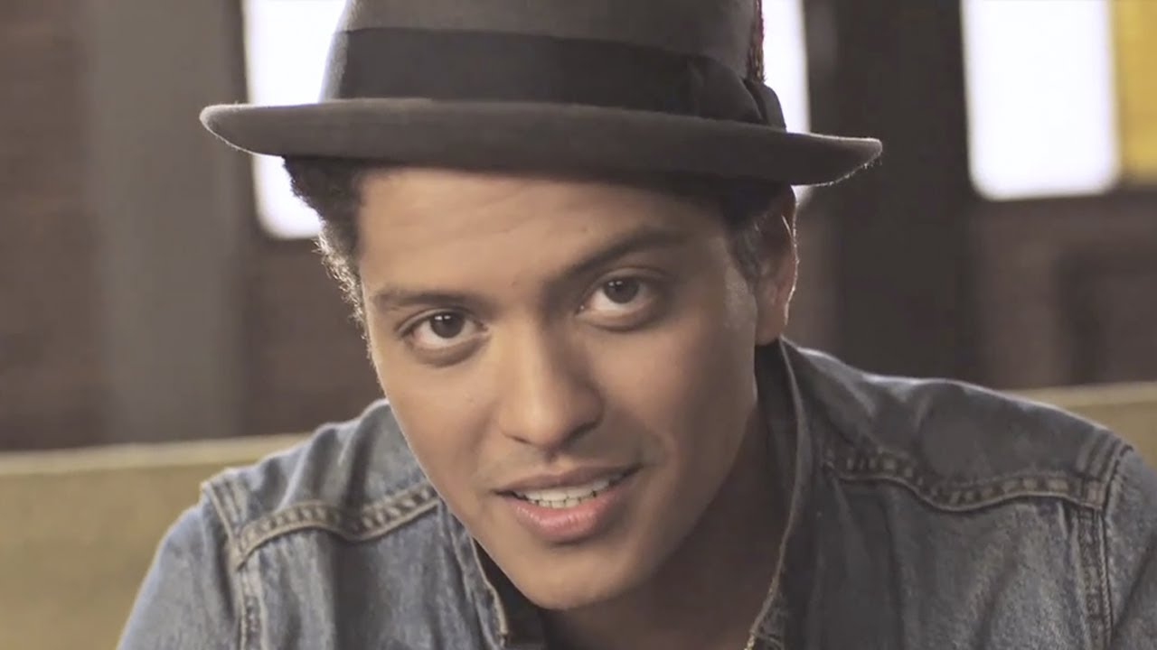 Celebrities Who Are Surprisingly Filipino-BRUNO MARS