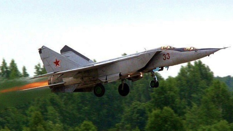 Fastest Aircraft in World-Mikoyan MiG-25 Foxbat