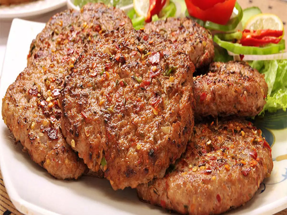 Best Food In Pakistan-Peshawari Chapli Kebab (Peshawari Flat Kebab)