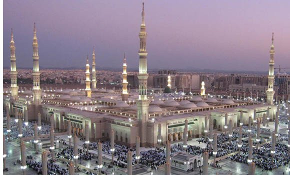  Biggest Mosques In The World-The Prophet's Mosque